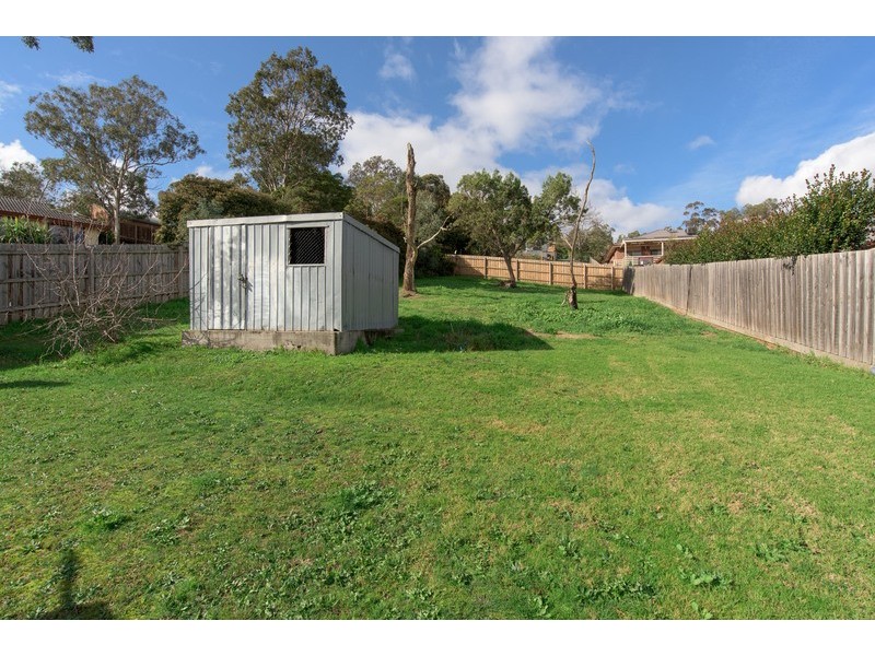 8 Alexandra Road, Lilydale VIC 3140