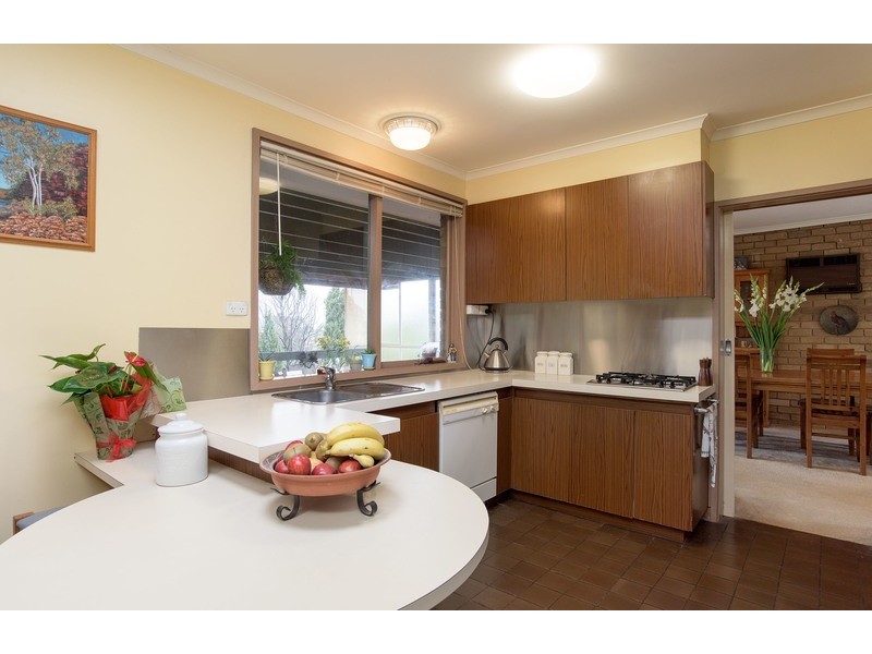 4 Crown Point, Chirnside Park VIC 3116