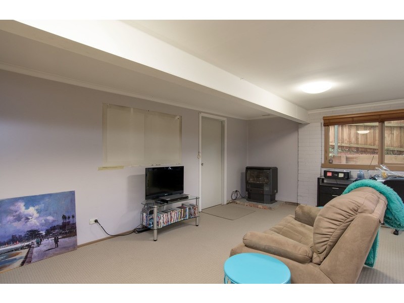 4 Crown Point, Chirnside Park VIC 3116