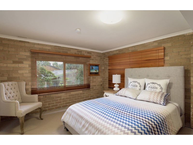 4 Crown Point, Chirnside Park VIC 3116