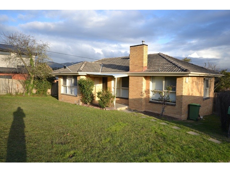 56 Taylor Road, Mooroolbark VIC 3138
