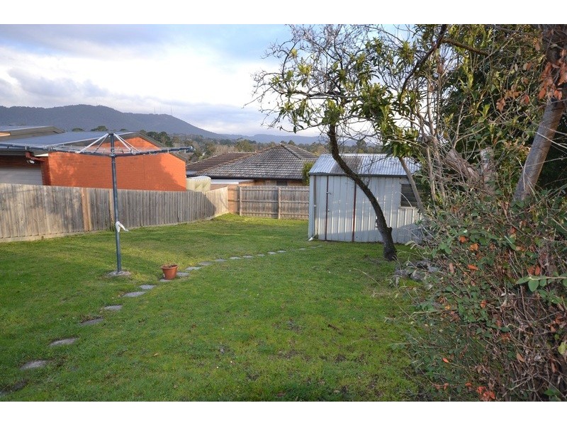 56 Taylor Road, Mooroolbark VIC 3138