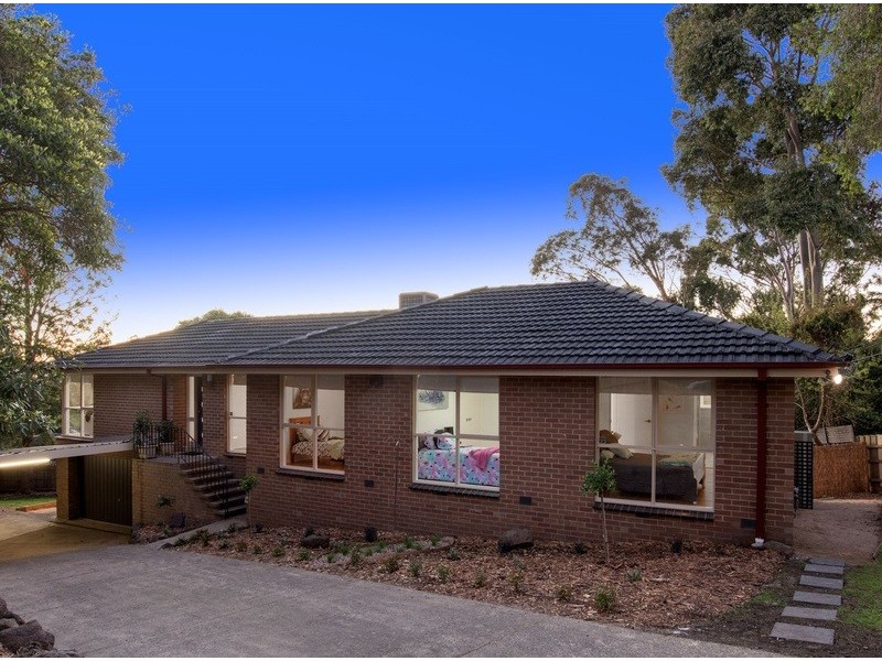 3 Lebunya Close, Mooroolbark VIC 3138