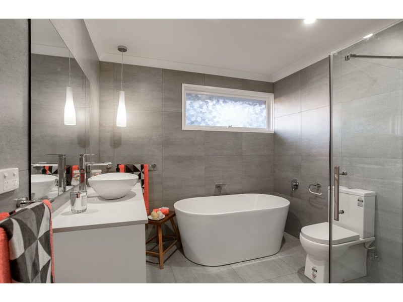 3 Lebunya Close, Mooroolbark VIC 3138