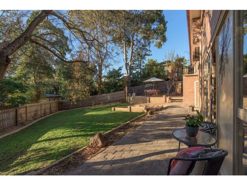 3 Lebunya Close, Mooroolbark VIC 3138