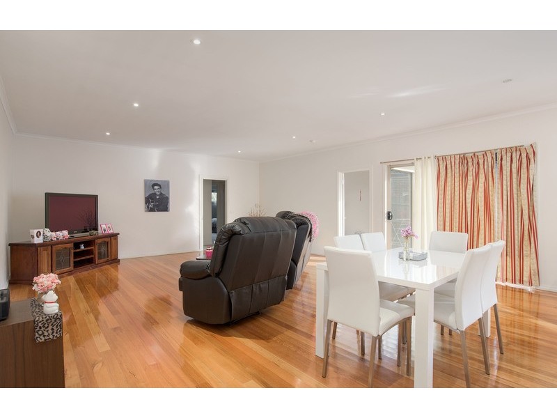 3/24 Sherlock Road, Croydon VIC 3136