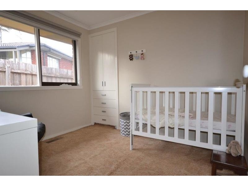 8 Milgate Court, Mooroolbark VIC 3138