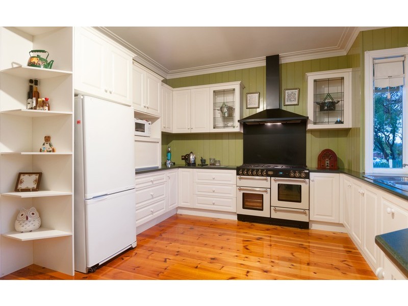 8 Baker Street, Lilydale VIC 3140