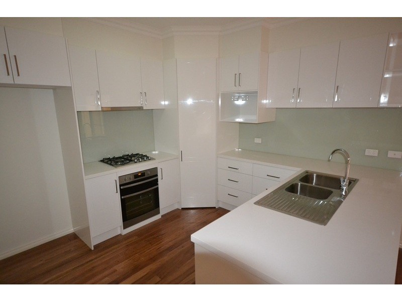 4/35 Ruskin Avenue, Croydon VIC 3136