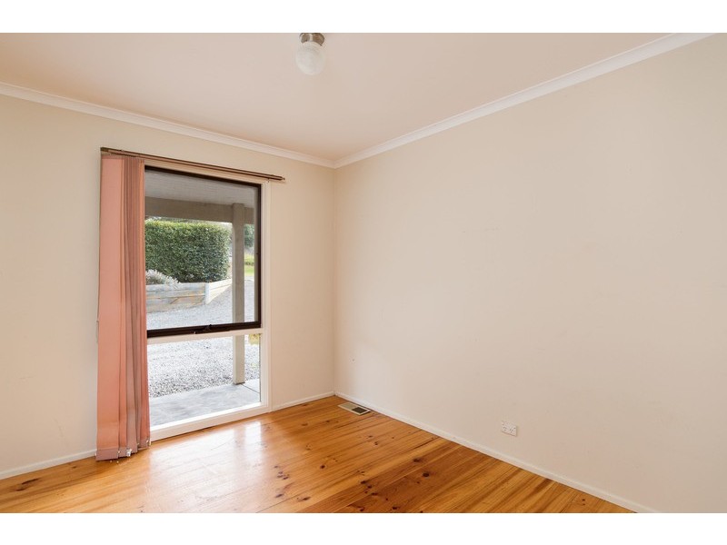 24 Club Point Drive, Chirnside Park VIC 3116