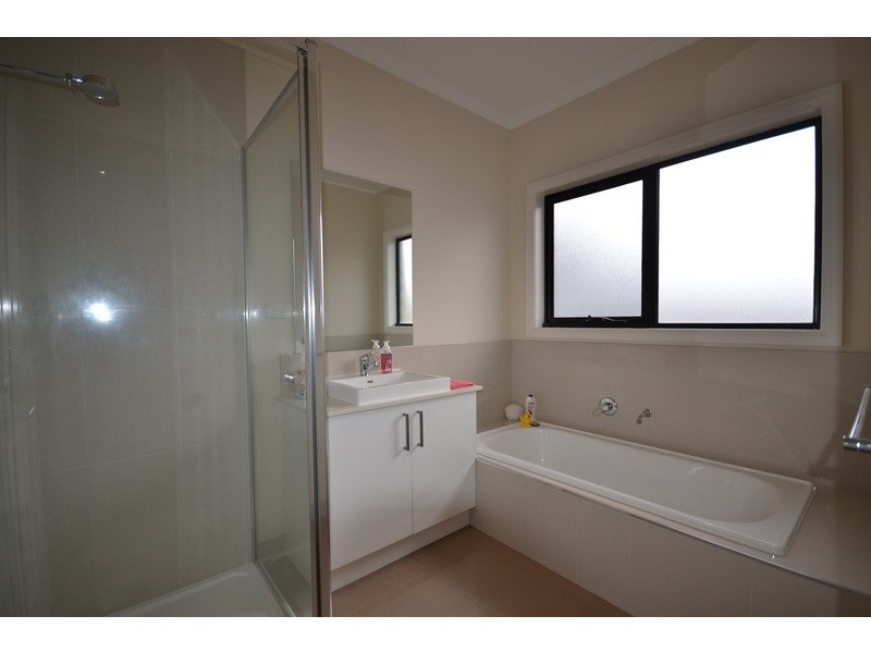 15a Balmoral Street, Kilsyth VIC 3137