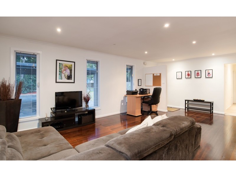 1 Farnley Street, Croydon VIC 3136