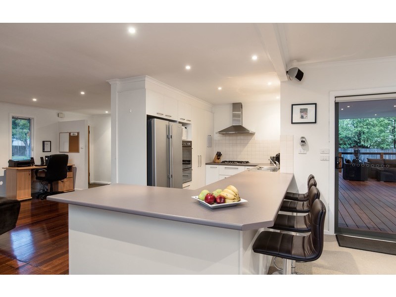 1 Farnley Street, Croydon VIC 3136