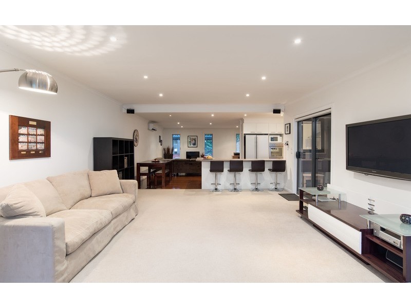 1 Farnley Street, Croydon VIC 3136