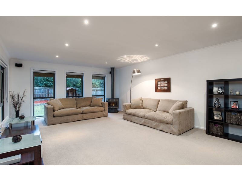 1 Farnley Street, Croydon VIC 3136