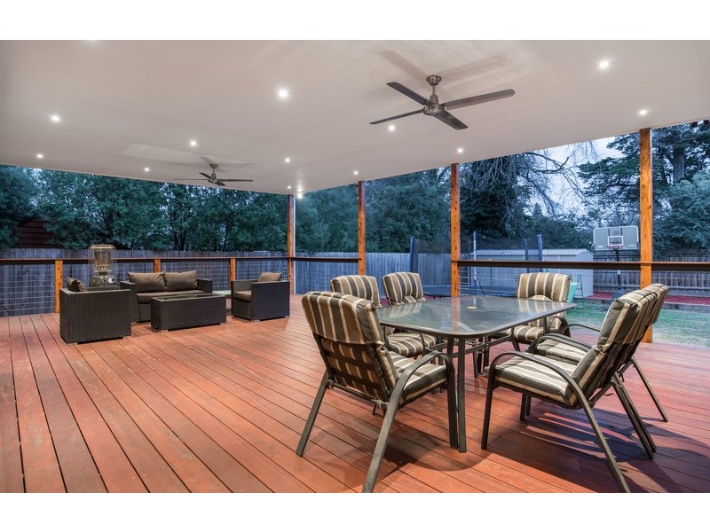 1 Farnley Street, Croydon VIC 3136