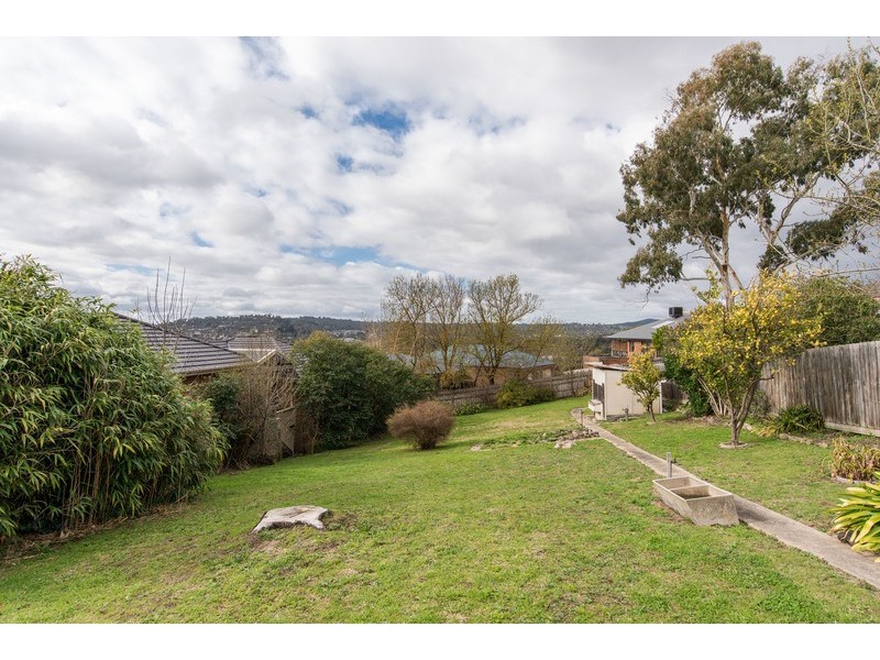 51 Albert Hill Road, Lilydale VIC 3140
