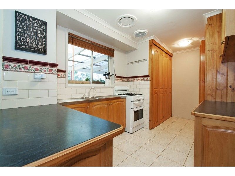 28 Crestview Close, Montrose VIC 3765