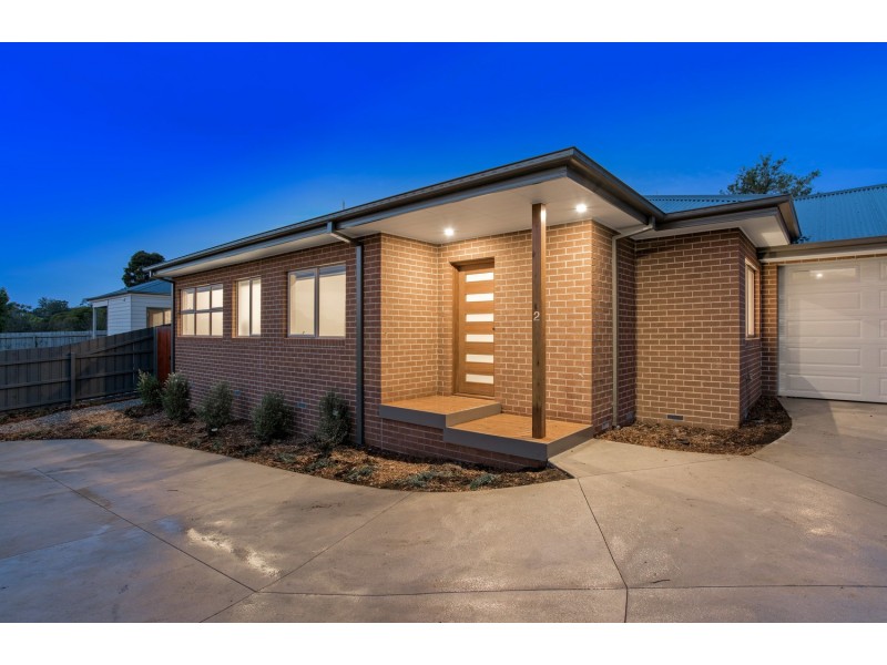 2/26 Tamworth Road, Kilsyth VIC 3137