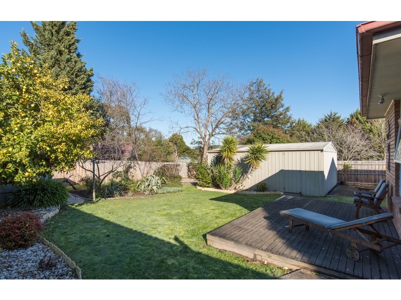 11 Derriman Court, Mooroolbark VIC 3138