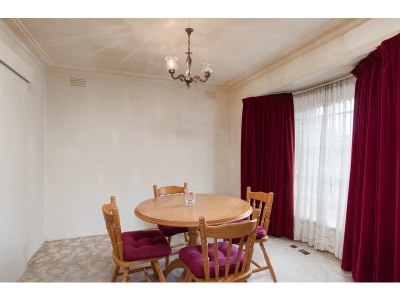 61 Mount View Parade, Croydon VIC 3136