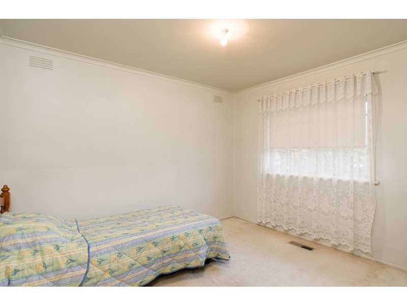 61 Mount View Parade, Croydon VIC 3136