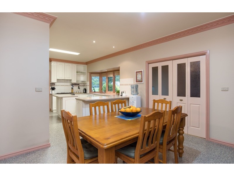 13 Glasgow Road, Kilsyth VIC 3137