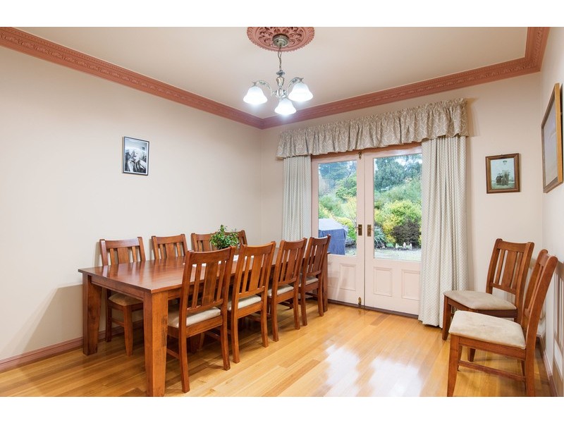 13 Glasgow Road, Kilsyth VIC 3137