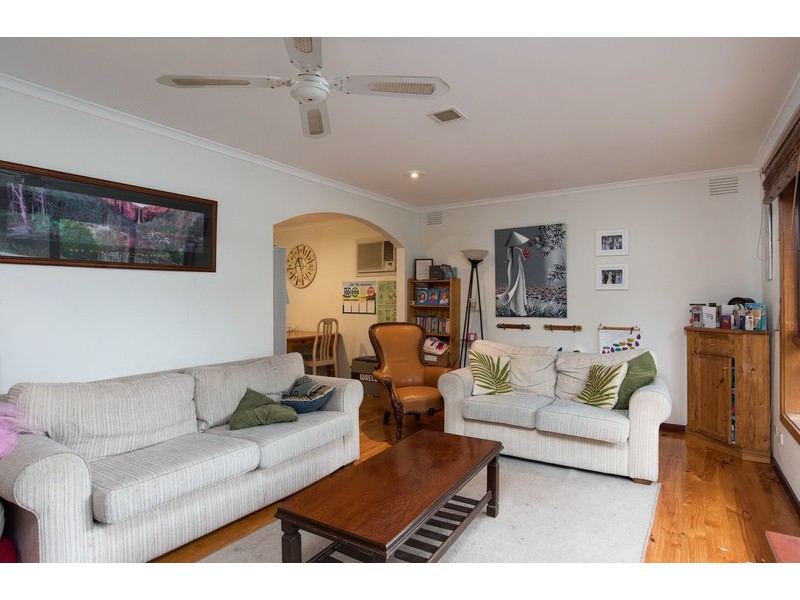 6 Avalon Street, Mooroolbark VIC 3138