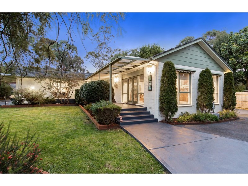 28 Belvedere Drive, Montrose VIC 3765