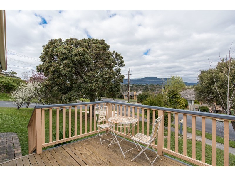 49 Taylor Road, Mooroolbark VIC 3138