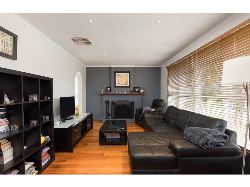 49 Taylor Road, Mooroolbark VIC 3138