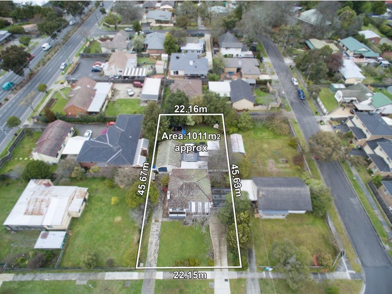 38 Leigh Road, Croydon VIC 3136