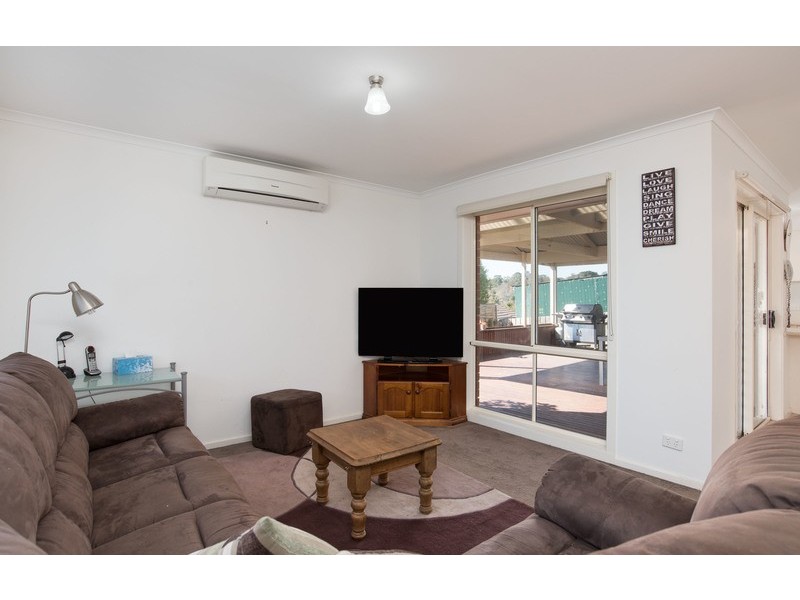 2/23 Sheldon Avenue, Mooroolbark VIC 3138