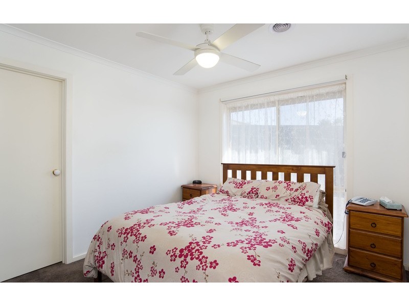 2/23 Sheldon Avenue, Mooroolbark VIC 3138