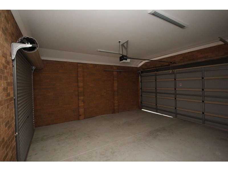 1/13 Railway Crescent, Croydon VIC 3136