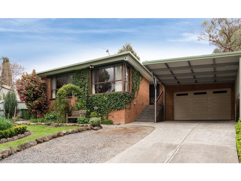 27 Spring Street, Mount Evelyn VIC 3796