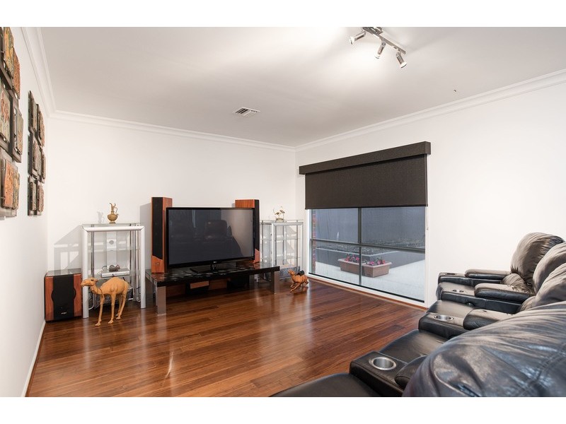 27 Yarra Valley Boulevard, Chirnside Park VIC 3116