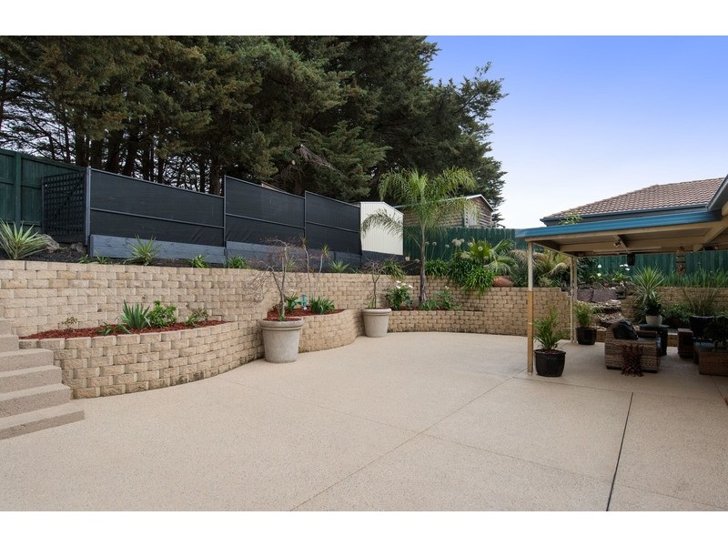 27 Yarra Valley Boulevard, Chirnside Park VIC 3116