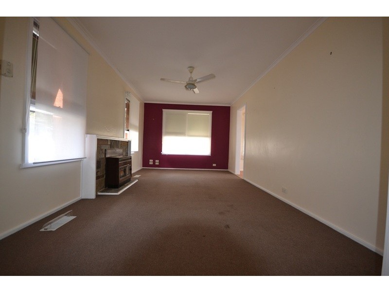 3 Andrew Street, Mooroolbark VIC 3138