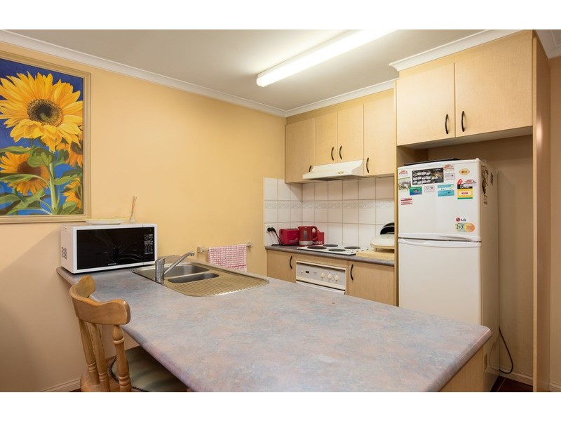 4B Vinter Avenue, Croydon VIC 3136