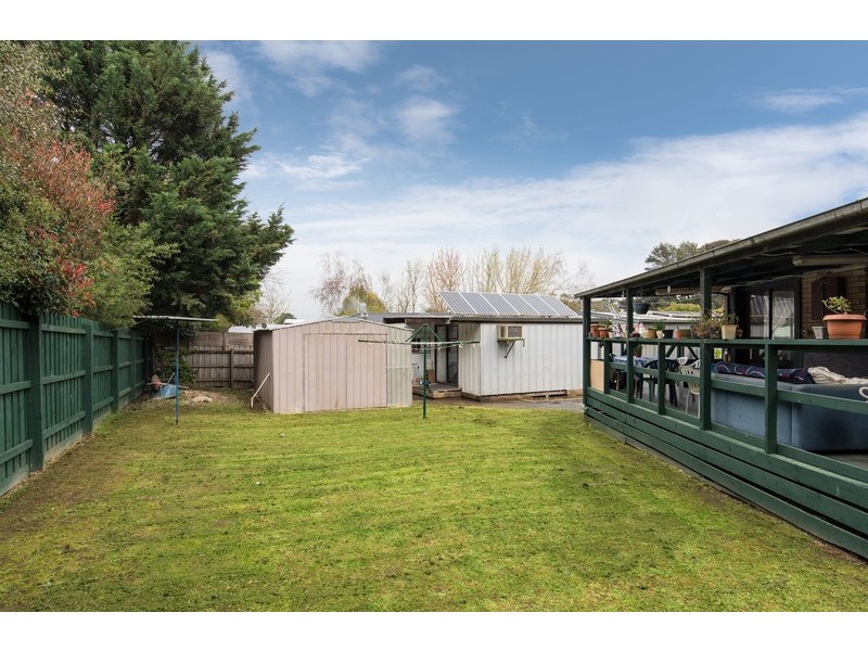 130 Carronvale Road, Mooroolbark VIC 3138
