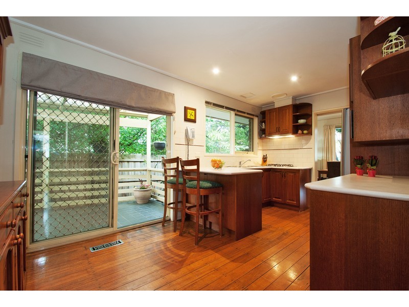 17 Tennyson Avenue, Kilsyth VIC 3137