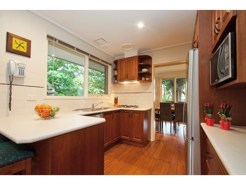 17 Tennyson Avenue, Kilsyth VIC 3137