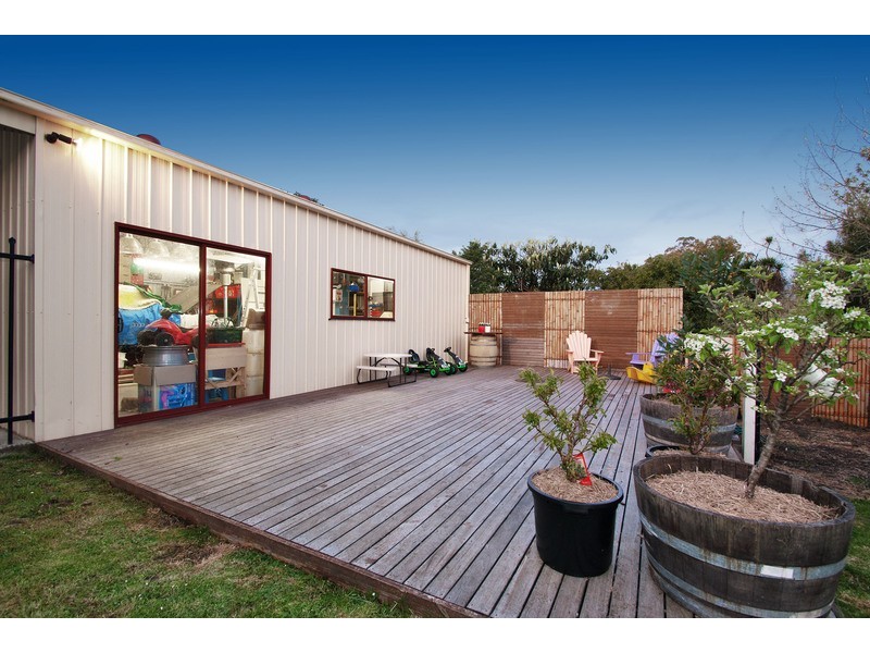 14 Club Point Drive, Chirnside Park VIC 3116