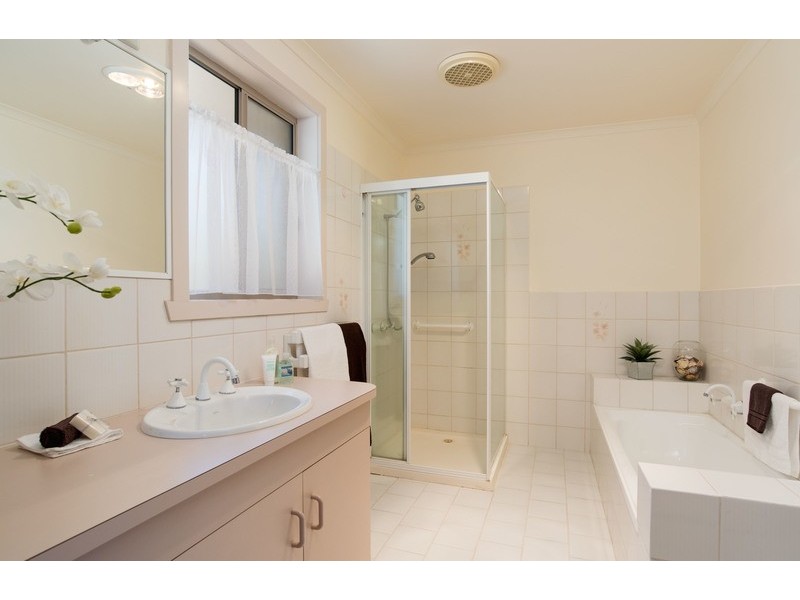 15/379-381 Dorset Road, Croydon VIC 3136