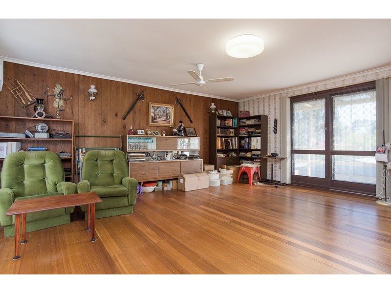 62 Mount View Parade, Croydon VIC 3136