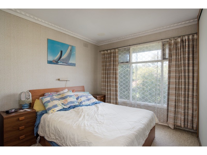 62 Mount View Parade, Croydon VIC 3136