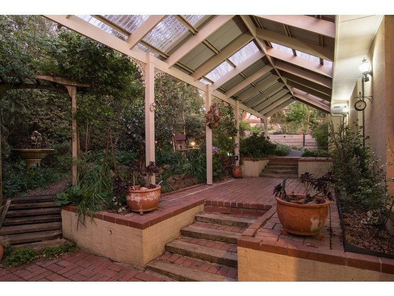 37 Valley Ho, Chirnside Park VIC 3116