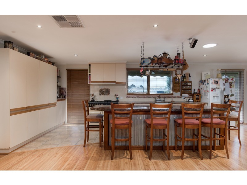 37 Valley Ho, Chirnside Park VIC 3116